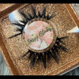 Lashes